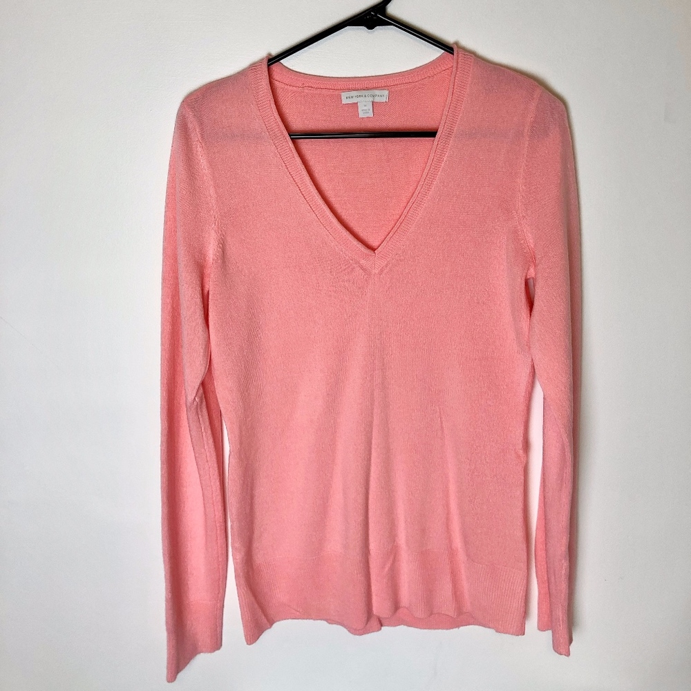 New York & Company fitted sweater